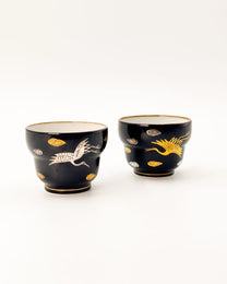 KIYOMIZU WARE SAKE CUP | KUROMAKI GOLD &amp; SILVER CRANES | 黒蒔金銀鶴 | NISHIKAWA