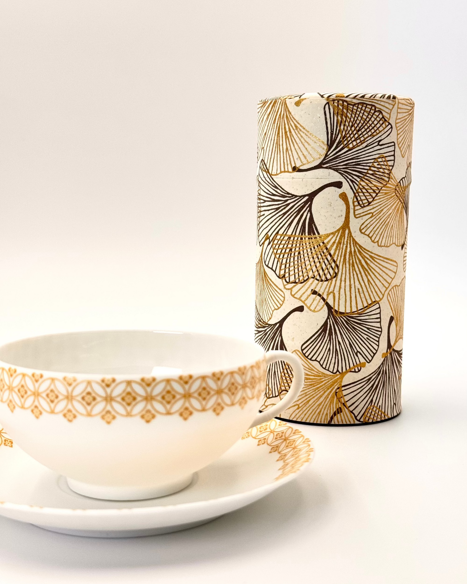 KYOTO YUZEN WASHI TEA CANISTER | WHITE GOLDEN | NISHIKAWA