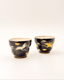 KIYOMIZU WARE SAKE CUP | KUROMAKI GOLD &amp; SILVER CRANES | 黒蒔金銀鶴 | NISHIKAWA