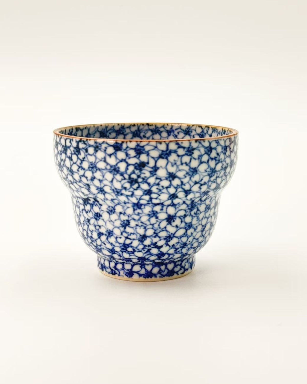 KIYOMIZU WARE SAKE CUP BY KURAMOTO TAKASHI | SOMETSUKE SAKURAZUME 染付桜詰 | NISHIKAWA