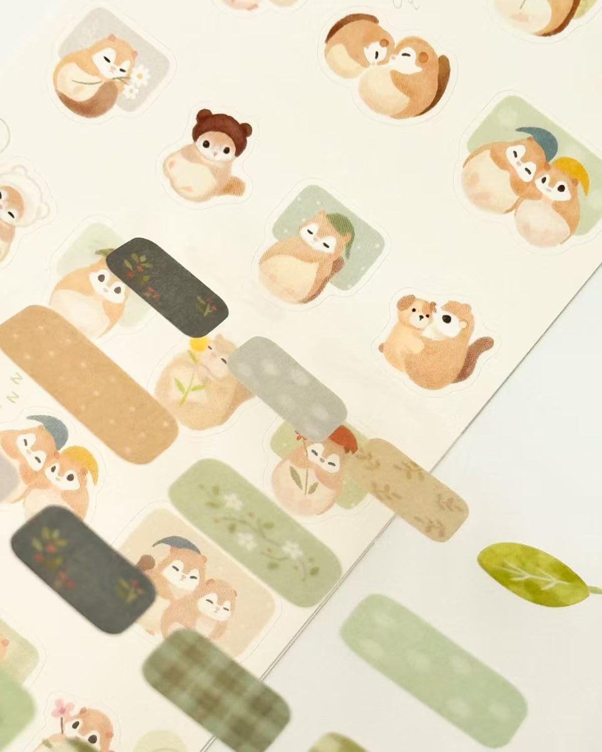 MATTARI ANIMALS NIGHT LAYERED BEDTIME STICKERS | NB