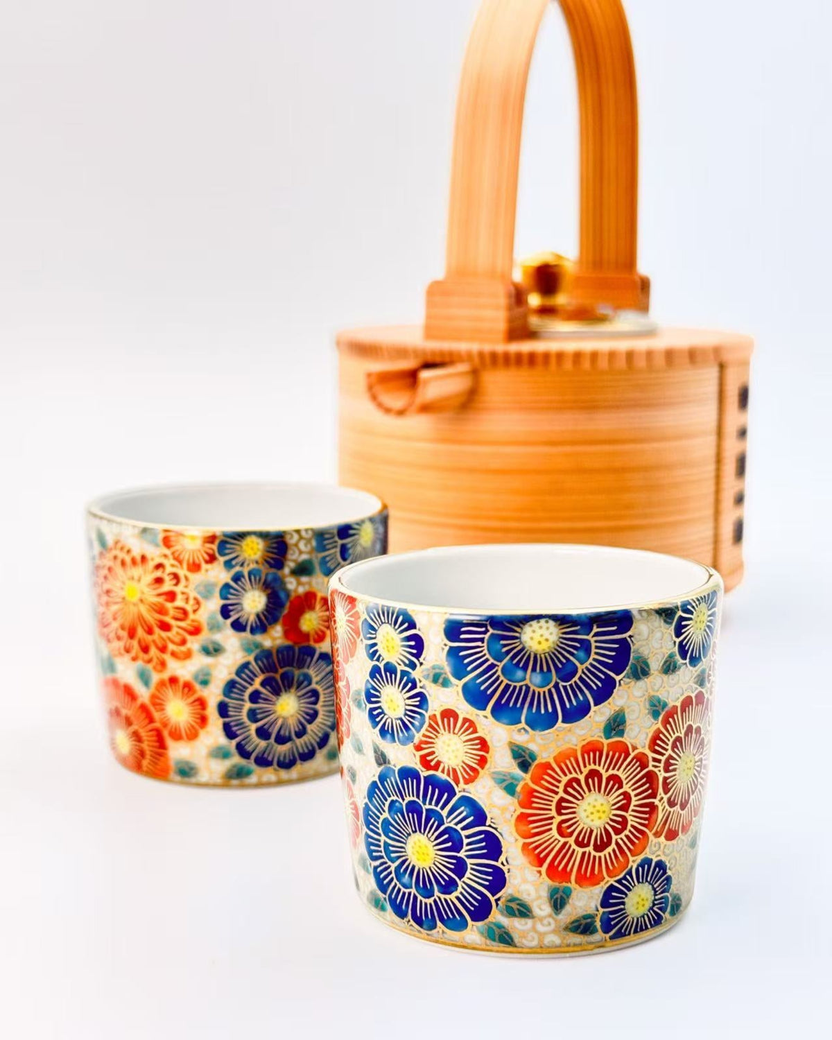 KIYOMIZU WARE SAKE CUP  | KINSAI HANAZUME | GUINOMI SAKE CUP | NISHIKAWA