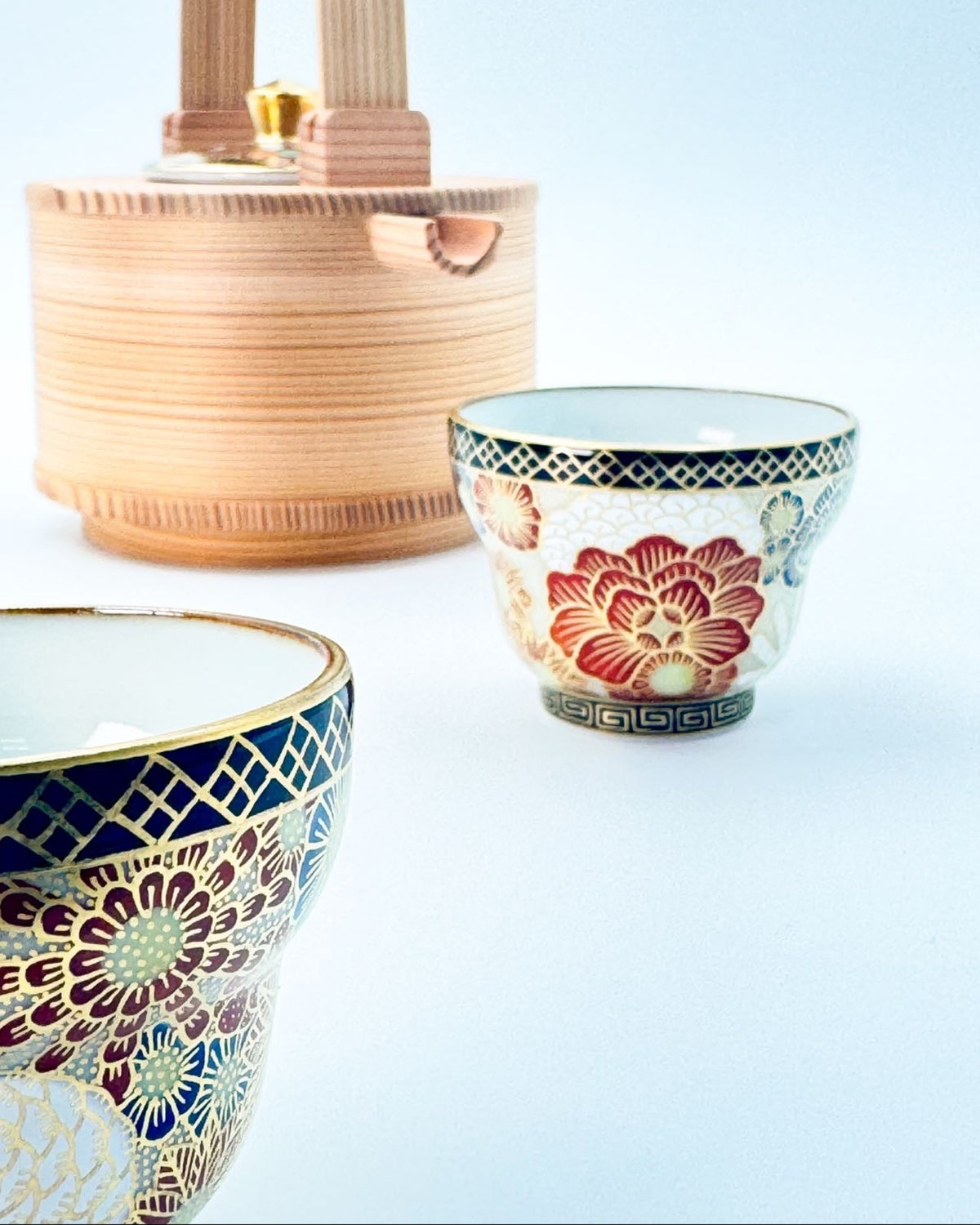 KIYOMIZU WARE SAKE CUP | SAI HANAZUME 彩華詰 | NISHIKAWA