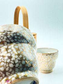 KIYOMIZU WARE SAKE CUP | GOLD CHERRY GLOWER | KINSAI SAKURA-ZUME 金彩桜詰 | NISHIKAWA