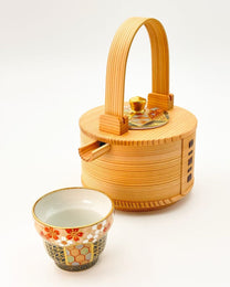 KIYOMIZU WARE SAKE SERVER | KINSAI NEJIKOMON MAGEWAPPA 金彩捻小紋 曲げわっぱ | NISHIKAWA