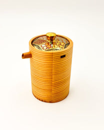 KIYOMIZU WARE SAKE SERVER | KINSAI NEJIRIKOMON X MAGEWAPPA 400ml 金彩捻小紋 X 曲げわっぱ | NISHIKAWA