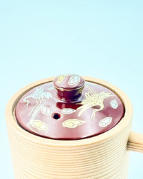 KIYOMIZU WARE SAKE SERVER | AKA MAKI KINGIN TSURU × MAGEWAPPA, 400ml 赤蒔金銀鶴 X 曲げわっぱ | NISHIKAWA