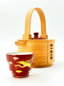 KIYOMIZU WARE SAKE CUP | AKAMAKI GOLD &amp; SILVER CRANES 赤蒔金銀鶴 | NISHIKAWA