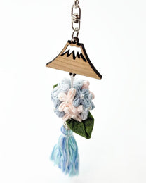 HANDMADE JAPANESE FLORAL OMAMORI CHARM KEY HOLDER | HINANINNGYOU