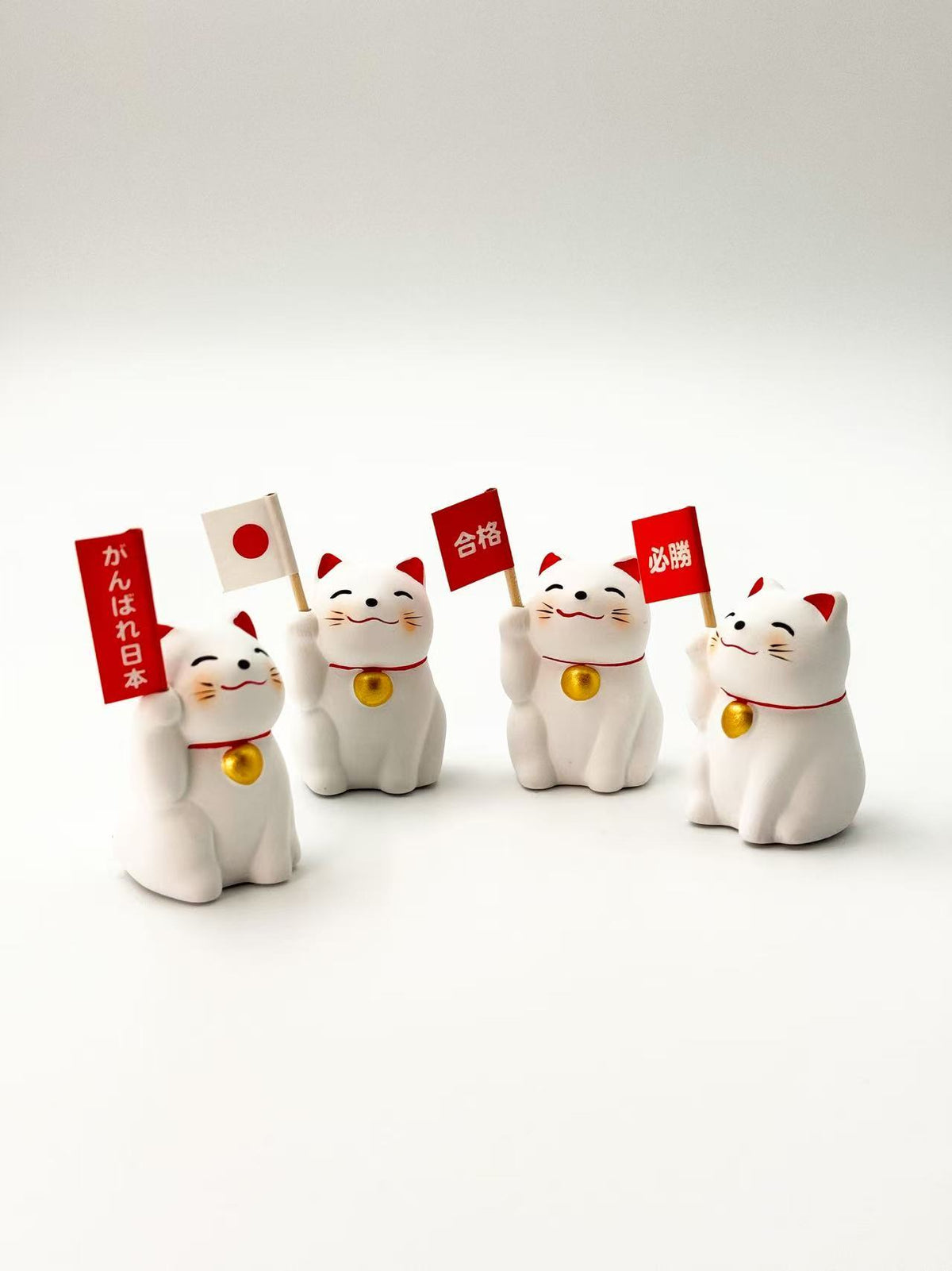 ŌEN MANEKI NEKO ORNAMENT | OMIKUJIS