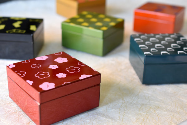 (COMING SOON) TRADITIONAL JAPANESE URUSHIKO HAKO LACQUER BOX | ISUKE 井助商店