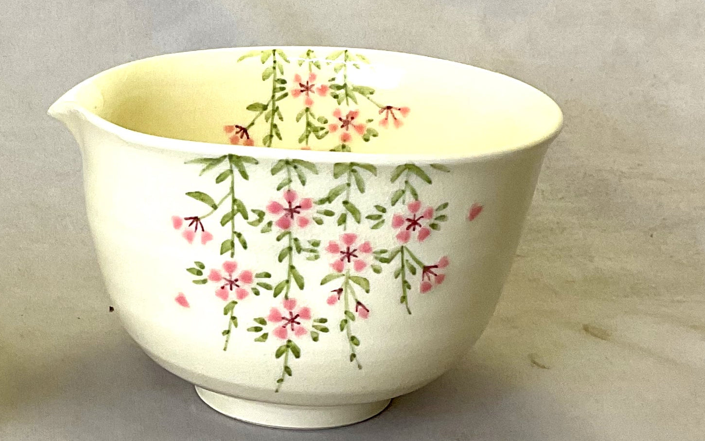 HANDMADE JAPANESE KATAKUCHI POURING VESSEL | GION SAKURA | TOUSENGAMA 陶泉窯