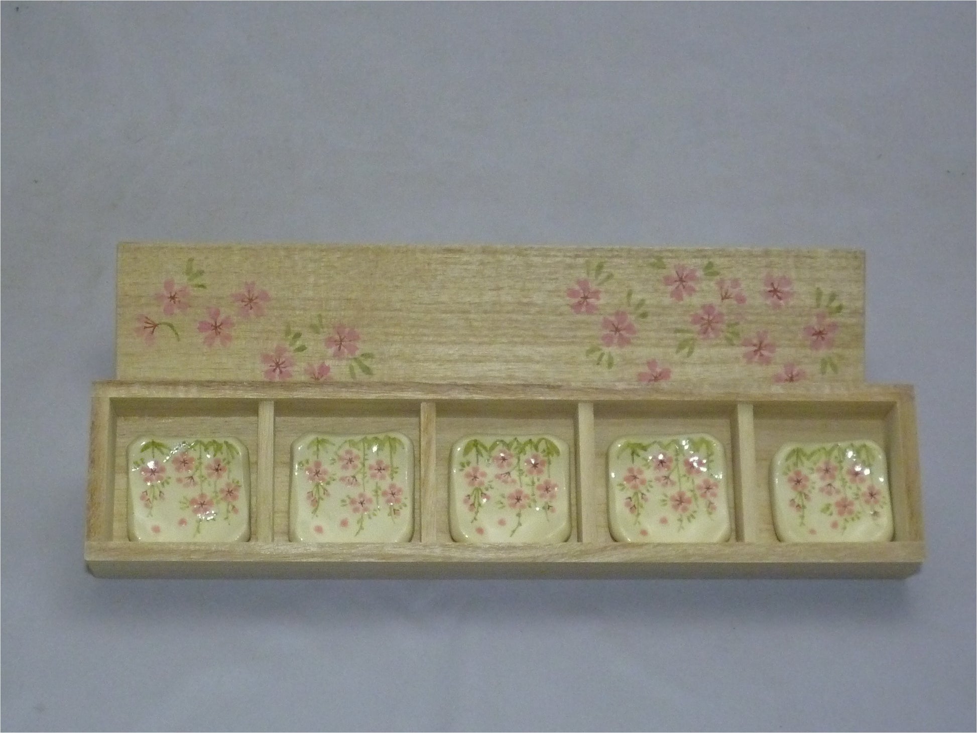 HANDMADE JAPANESE CHOPSTICK REST SET | GION SAKURA | TOUSENGAMA 陶泉窯