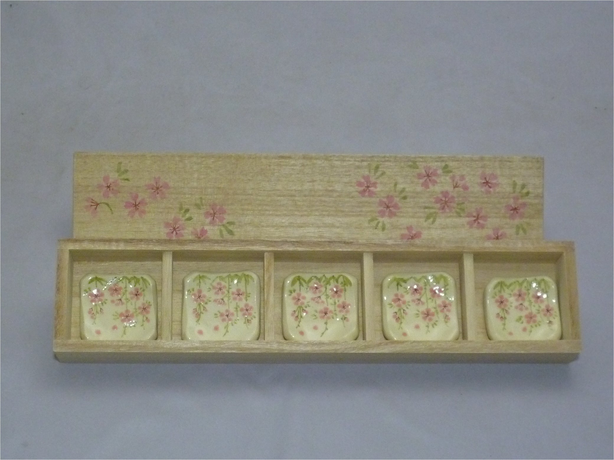 HANDMADE JAPANESE CHOPSTICK REST SET | GION SAKURA | TOUSENGAMA 陶泉窯