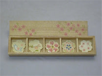 HANDMADE JAPANESE CHOPSTICK REST SET | ASSORTED SAKURA | TOUSENGAMA 陶泉窯