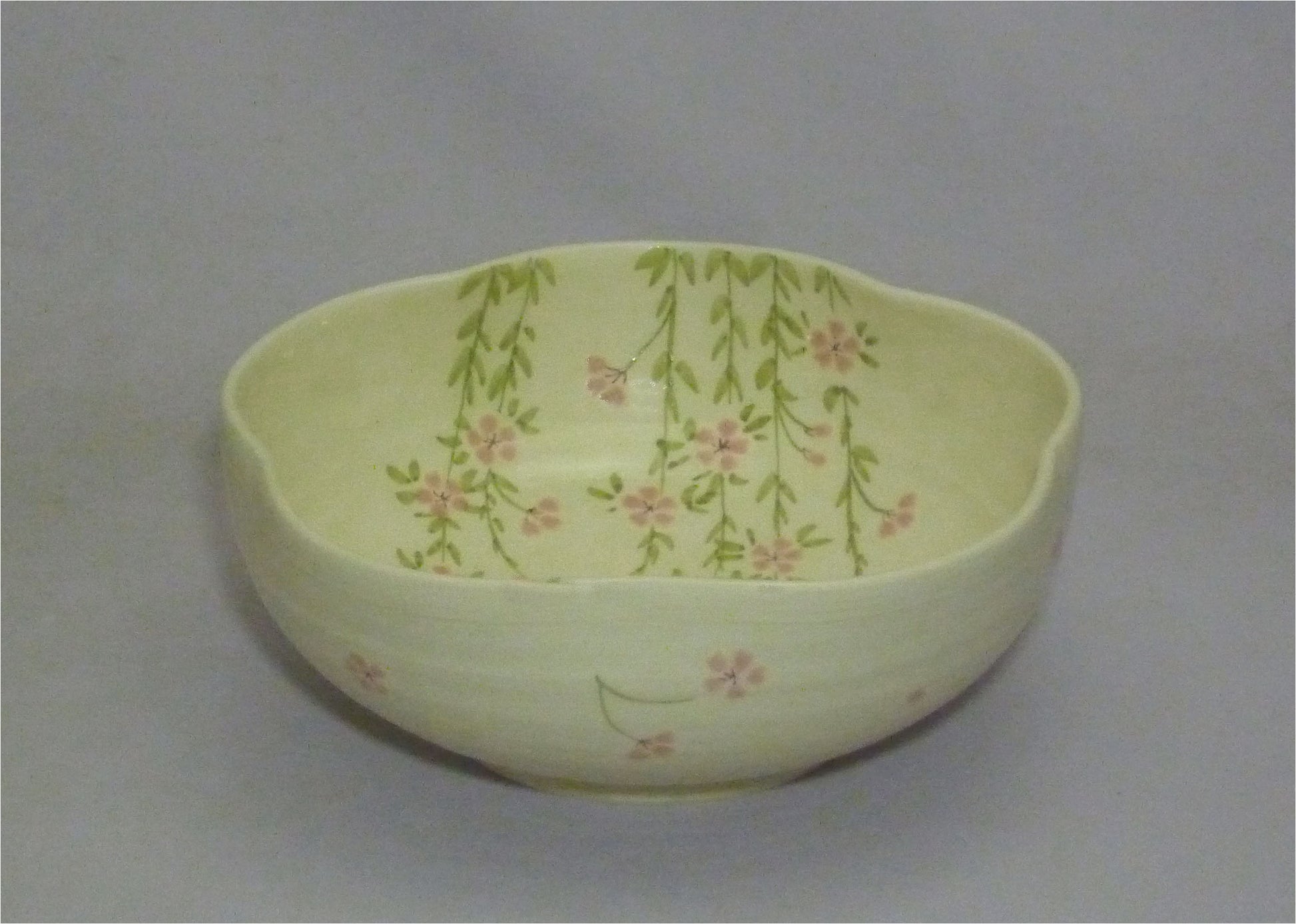HANDMADE JAPANESE BOWL | GION SAKURA | TOUSEN KILN 陶泉窯